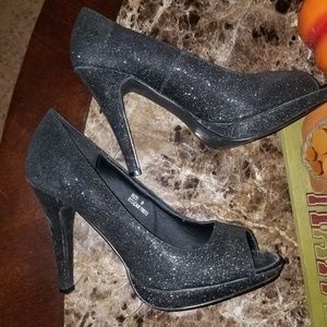 High heels - pumps